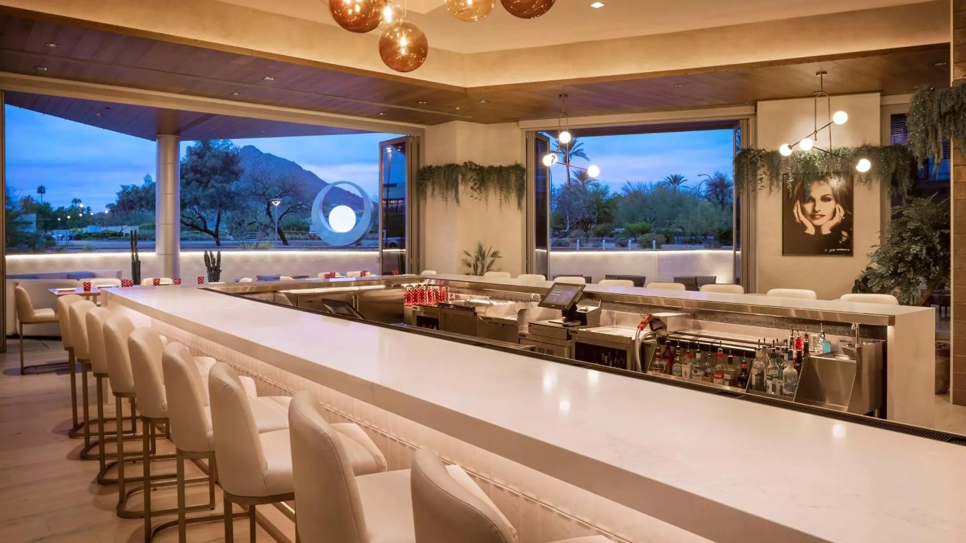 Caesars Republic Scottsdale, A Hilton Hotel