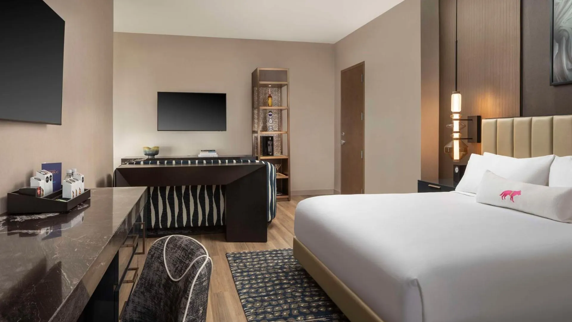 Caesars Republic Scottsdale, A Hilton Hotel Scottsdale