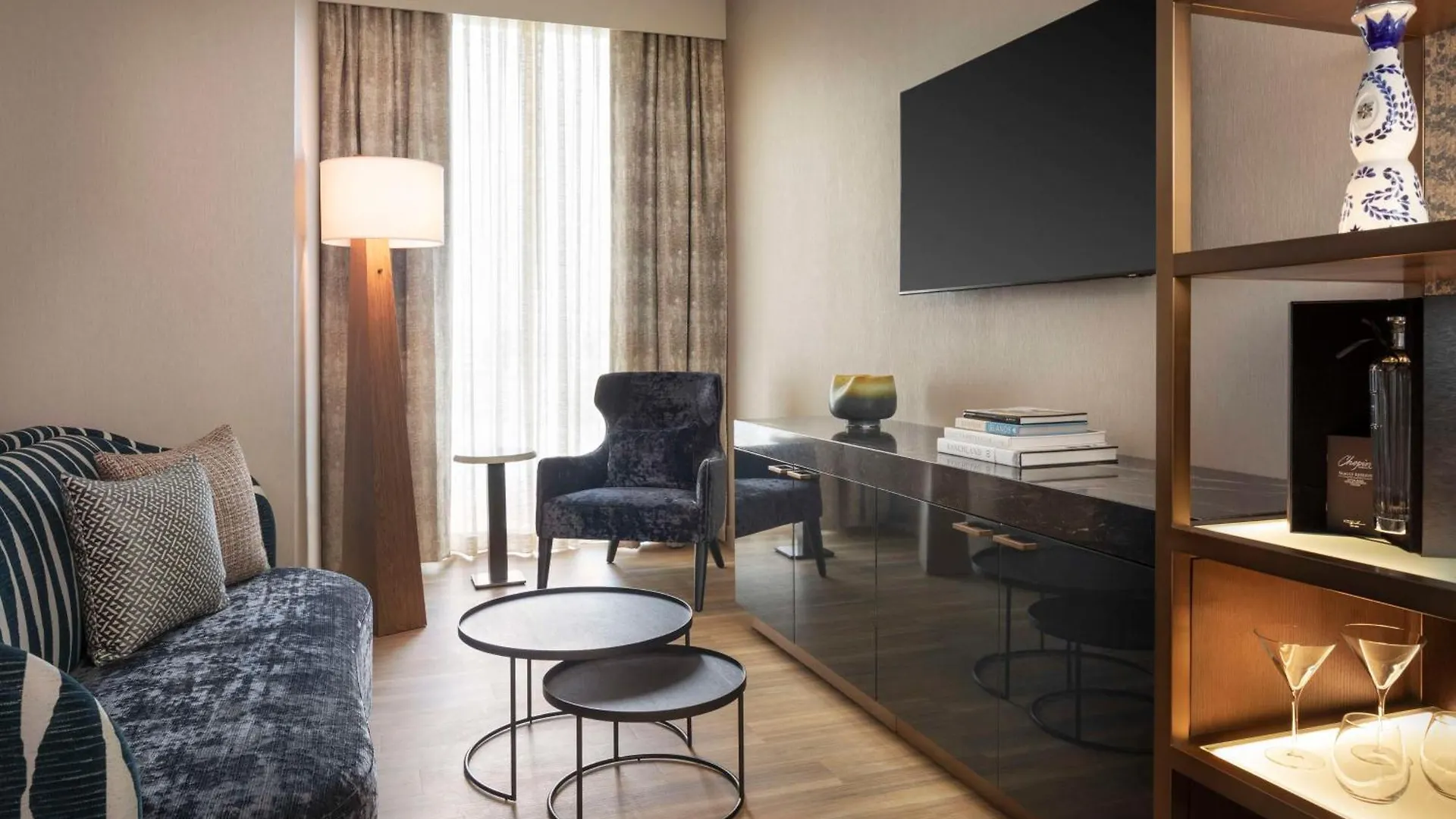 ****  Caesars Republic Scottsdale, A Hilton Hotel United States