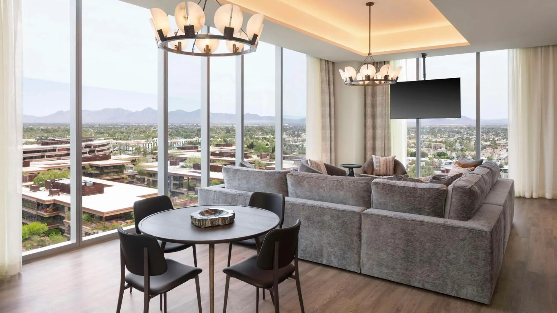 Caesars Republic Scottsdale, A Hilton Hotel