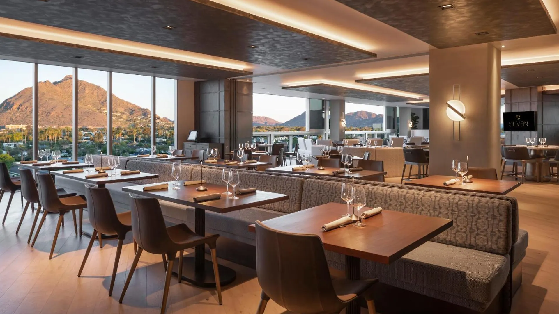 Caesars Republic Scottsdale, A Hilton Hotel